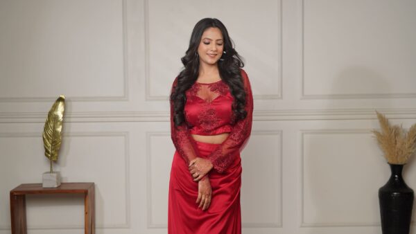 Scarlet Elegance Ensemble - Image 6